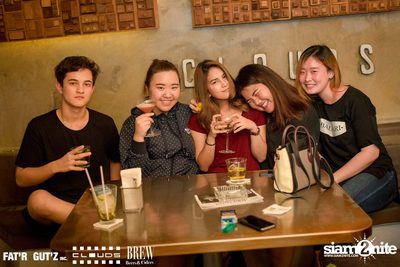 Seenspace Invasion ที่ร้าน Clouds, Fat'R Gut'z และ BREW Beers & Ciders — photo 53