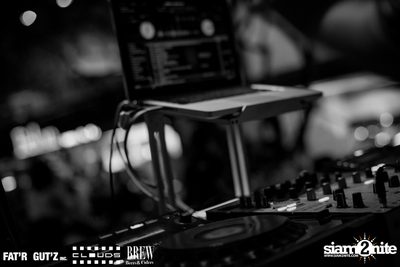 Seenspace Invasion ที่ร้าน Clouds, Fat'R Gut'z และ BREW Beers & Ciders — photo 65