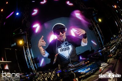 Water Festival กับ Bankk Cash, Southside & Bang Bang Bang ที่ร้านโบน — photo 7