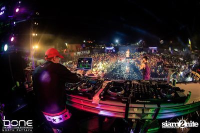 Water Festival กับ Bankk Cash, Southside & Bang Bang Bang ที่ร้านโบน — photo 23