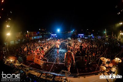Water Festival กับ Bankk Cash, Southside & Bang Bang Bang ที่ร้านโบน — photo 25