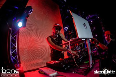 Water Festival กับ Bankk Cash, Southside & Bang Bang Bang ที่ร้านโบน — photo 71