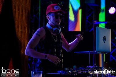 Water Festival กับ Bankk Cash, Southside & Bang Bang Bang ที่ร้านโบน — photo 73