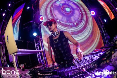 Water Festival กับ Bankk Cash, Southside & Bang Bang Bang ที่ร้านโบน — photo 79