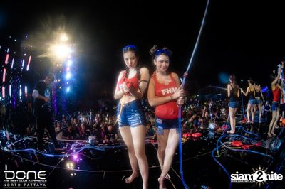 Water Festival กับ Bankk Cash, Southside & Bang Bang Bang ที่ร้านโบน — photo 87