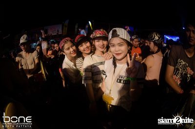 Water Festival กับ Bankk Cash, Southside & Bang Bang Bang ที่ร้านโบน — photo 106