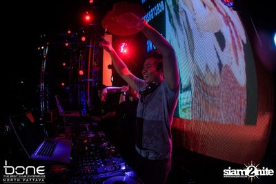 Water Festival กับ Bankk Cash, Southside & Bang Bang Bang ที่ร้านโบน — photo 129