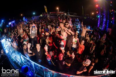 Water Festival กับ Bankk Cash, Southside & Bang Bang Bang ที่ร้านโบน — photo 131