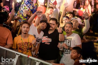 Water Festival กับ Bankk Cash, Southside & Bang Bang Bang ที่ร้านโบน — photo 135