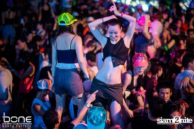 Water Festival กับ Bankk Cash, Southside & Bang Bang Bang ที่ร้านโบน — photo 144