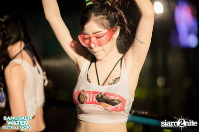 Bangsaen Water Festival ที่ บางแสน ไนท์ พลาซ่า (อัลบั้มที่ 1) — photo 111