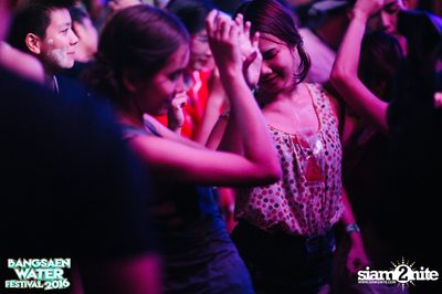 Bangsaen Water Festival ที่ บางแสน ไนท์ พลาซ่า (อัลบั้มที่ 1) — photo 135