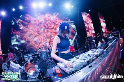 Bangsaen Water Festival ที่ บางแสน ไนท์ พลาซ่า (อัลบั้มที่ 1) — photo 285