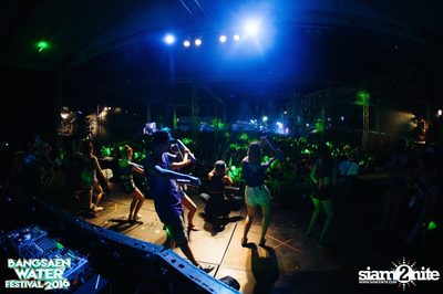 Bangsaen Water Festival ที่ บางแสน ไนท์ พลาซ่า (อัลบั้มที่ 1) — photo 288