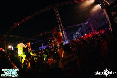 Bangsaen Water Festival ที่ บางแสน ไนท์ พลาซ่า (อัลบั้มที่ 1) — photo 293