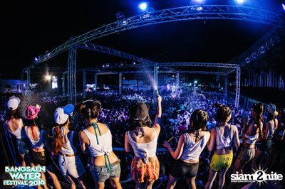 Bangsaen Water Festival ที่ บางแสน ไนท์ พลาซ่า (อัลบั้มที่ 1) — photo 295