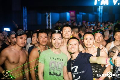gCircuit proudly presents Songkran at CentralWorld — photo 96