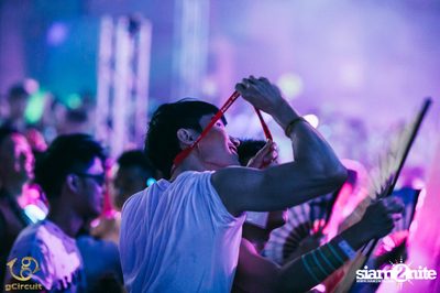 gCircuit proudly presents Songkran at CentralWorld — photo 100