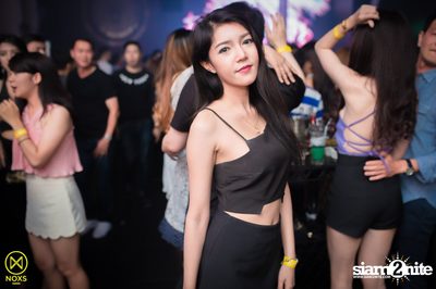 Friday Night at NOXS Bangkok, Ekamai-Raminthra — photo 12
