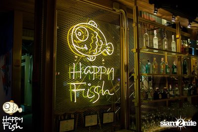 คืนวันศุกร์ ที่ร้าน แฮปปี้ ฟิช, เอเชีย ทีค เดอะ ริเวอร์ฟร้อนท์ — photo 11