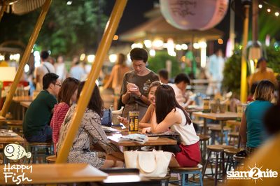 คืนวันศุกร์ ที่ร้าน แฮปปี้ ฟิช, เอเชีย ทีค เดอะ ริเวอร์ฟร้อนท์ — photo 36