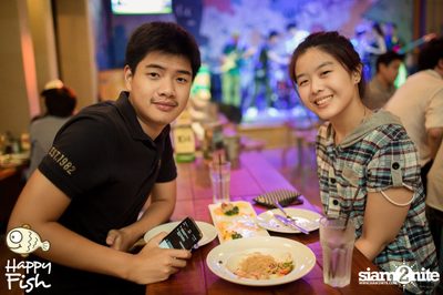 คืนวันศุกร์ ที่ร้าน แฮปปี้ ฟิช, เอเชีย ทีค เดอะ ริเวอร์ฟร้อนท์ — photo 63