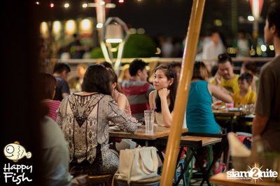 คืนวันศุกร์ ที่ร้าน แฮปปี้ ฟิช, เอเชีย ทีค เดอะ ริเวอร์ฟร้อนท์ — photo 76