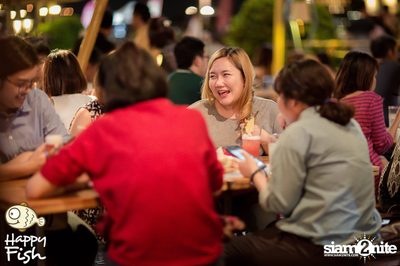 คืนวันศุกร์ ที่ร้าน แฮปปี้ ฟิช, เอเชีย ทีค เดอะ ริเวอร์ฟร้อนท์ — photo 78