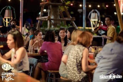 คืนวันศุกร์ ที่ร้าน แฮปปี้ ฟิช, เอเชีย ทีค เดอะ ริเวอร์ฟร้อนท์ — photo 79