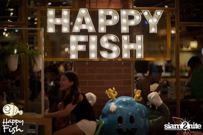 คืนวันศุกร์ ที่ร้าน แฮปปี้ ฟิช, เอเชีย ทีค เดอะ ริเวอร์ฟร้อนท์ — photo 88