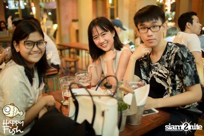 คืนวันศุกร์ ที่ร้าน แฮปปี้ ฟิช, เอเชีย ทีค เดอะ ริเวอร์ฟร้อนท์ — photo 98