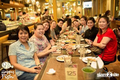 คืนวันศุกร์ ที่ร้าน แฮปปี้ ฟิช, เอเชีย ทีค เดอะ ริเวอร์ฟร้อนท์ — photo 99