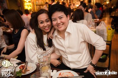 คืนวันศุกร์ ที่ร้าน แฮปปี้ ฟิช, เอเชีย ทีค เดอะ ริเวอร์ฟร้อนท์ — photo 116