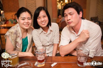 คืนวันศุกร์ ที่ร้าน แฮปปี้ ฟิช, เอเชีย ทีค เดอะ ริเวอร์ฟร้อนท์ — photo 119