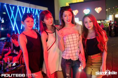 ปาร์ตี้คืนวันศุกร์ ที่ รูท 66 คลับ อาร์ซีเอ, กรุงเทพ — photo 56