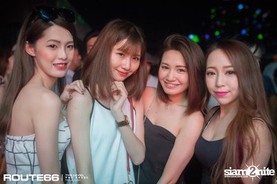 ปาร์ตี้คืนวันศุกร์ ที่ รูท 66 คลับ อาร์ซีเอ, กรุงเทพ — photo 230