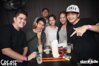 Friday Night at Grease Bangkok, Sukhumvit Soi 49 — photo 9