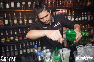 Friday Night at Grease Bangkok, Sukhumvit Soi 49 — photo 16
