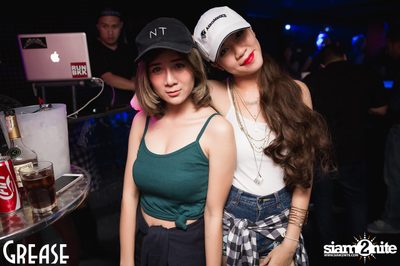 Friday Night at Grease Bangkok, Sukhumvit Soi 49 — photo 56