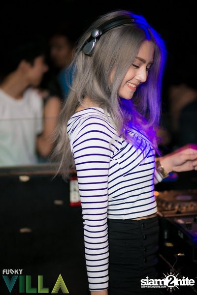 Friday Night at Funky Villa, Thonglor Arena 10 — photo 106