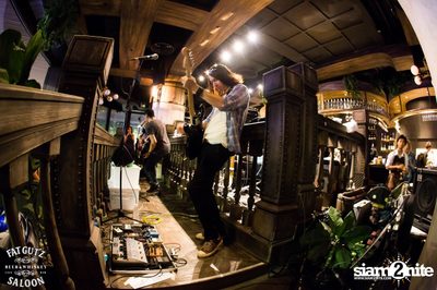 Flure ที่ แฟท กัทซ์ ซาลูน, CentralFestival EastVille — photo 169