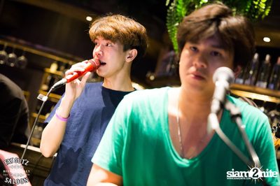 Flure ที่ แฟท กัทซ์ ซาลูน, CentralFestival EastVille — photo 220