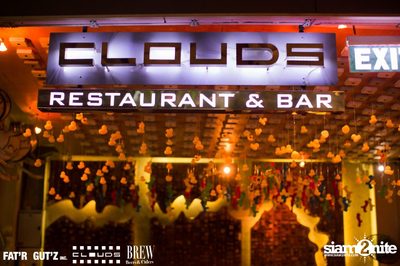 Seenspace Invasion ที่ร้าน Clouds, Fat'R Gut'z และ BREW Beers & Ciders — photo 1