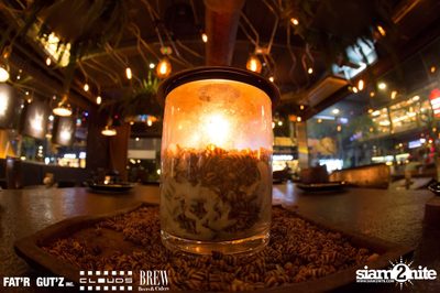 Seenspace Invasion ที่ร้าน Clouds, Fat'R Gut'z และ BREW Beers & Ciders — photo 11