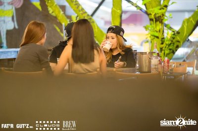 Seenspace Invasion ที่ร้าน Clouds, Fat'R Gut'z และ BREW Beers & Ciders — photo 20