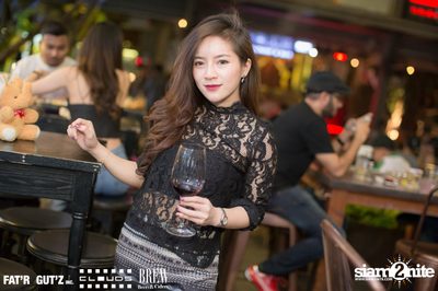Seenspace Invasion ที่ร้าน Clouds, Fat'R Gut'z และ BREW Beers & Ciders — photo 29