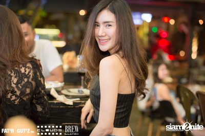 Seenspace Invasion ที่ร้าน Clouds, Fat'R Gut'z และ BREW Beers & Ciders — photo 30