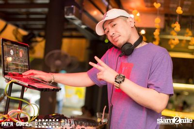 Seenspace Invasion ที่ร้าน Clouds, Fat'R Gut'z และ BREW Beers & Ciders — photo 46
