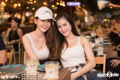 Seenspace Invasion ที่ร้าน Clouds, Fat'R Gut'z และ BREW Beers & Ciders — photo 51
