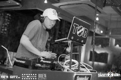 Seenspace Invasion ที่ร้าน Clouds, Fat'R Gut'z และ BREW Beers & Ciders — photo 52